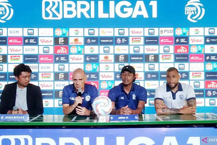 Arema Kejar Poin Hadapi PSS Sleman untuk Keluar Zona Degradasi