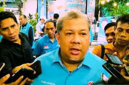 Fahri Hamzah Ungkap Akan Ada Kejutan Hingga 19 Oktober