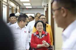 Megawati Hadiri Rapat Mingguan TPN Ganjar