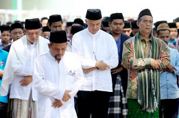 Ganjar dan Ulama Gelar Shalat Istisqa di Ponpes Al Ittihad Cianjur