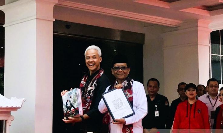 Ganjar-Mahfud Resmi Mendaftar Sebagai Capres-cawapres di KPU