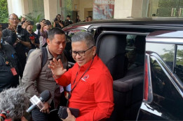 Hasto Tegaskan Gibran Tetap Kader PDIP