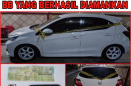 Viral! Polisi Tangkap Pengendara Mobil Yang Mengacungkan Sajam