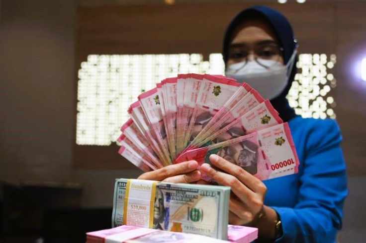 Rupiah Pada Selasa Pagi Menguat Jadi Rp15.682 Per Dolar AS