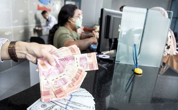 Rupiah Hari Inii Melemah Jadi Rp15.645 Per Dolar AS