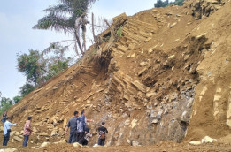 Sumbar Libatkan Ahli Geologi Untuk Pastikan Temuan Dugaan Kekar Kolom