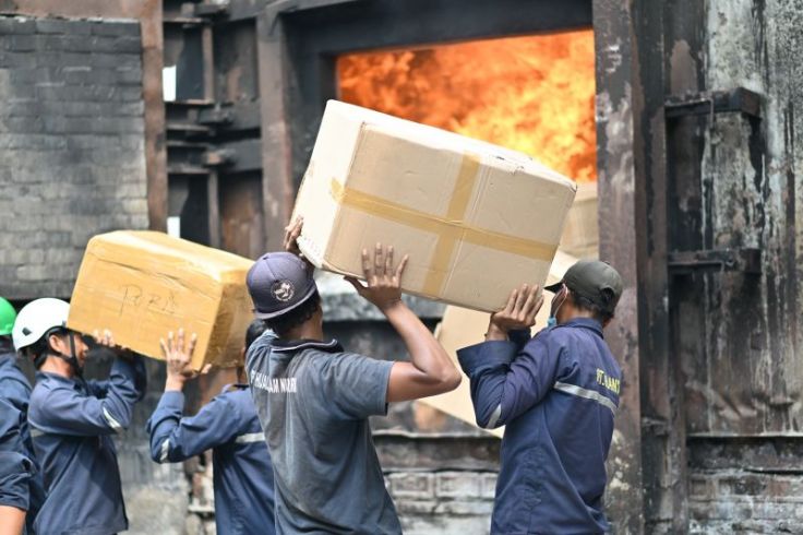 Bea Cukai Sidoarjo Musnahkan Rokok Ilegal Senilai Rp23 Miliar