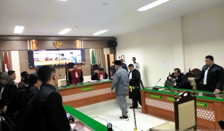 Hari Ini Sidang Perdana Panji Gumilang