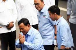 Hari Ke-3 Kampanye, Prabowo Tak Cuti Temui PM Anwar di Malaysia