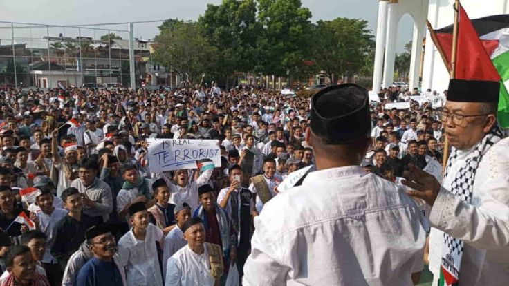 Ribuan Siswa SMKN 2 Garut Gelar Aksi Damai Untuk Palestina