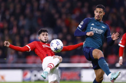 Arsenal Dan PSV Bermain Imbang 1-1 Pada Laga Terakhir Fase Grup