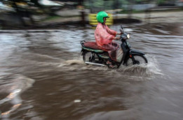 BMKG: Potensi Hujan Merata Di Seluruh Kota Besar Indonesia