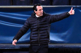 Emery Sebut Suporter Mainkan Peran Penting Saat Aston Villa Tekuk City