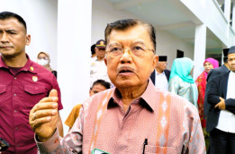 FIX! Jusuf Kalla Dukung Paslon 'AMIN'