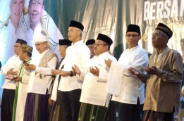 Ganjar Tanda Tangani Piagam Perjuangan Nurul Huda Kembangkan Pesantren