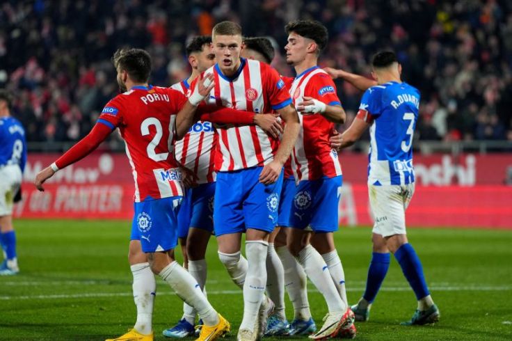 Girona Kembali Puncaki Klasemen Setelah Tundukkan Alaves 3-0