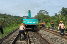 KAI Daop 6 Alihkan Rute Akibat Longsor di Banyumas