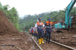 KAI Purwokerto Tingkatkan Pengawasan Jalur Rel Rawan Gangguan