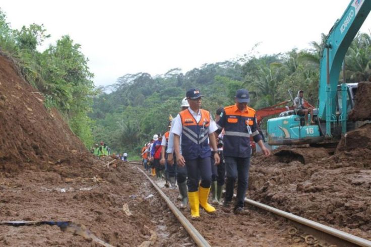 KAI Purwokerto Tingkatkan Pengawasan Jalur Rel Rawan Gangguan