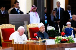 Paus Fransiskus Sebut Serangan Israel di Gaza "terorisme"