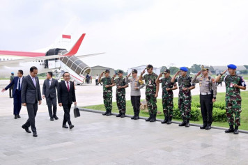 Presiden Jokowi Tiba Di Jakarta Usai Menghadiri COP28 Dubai
