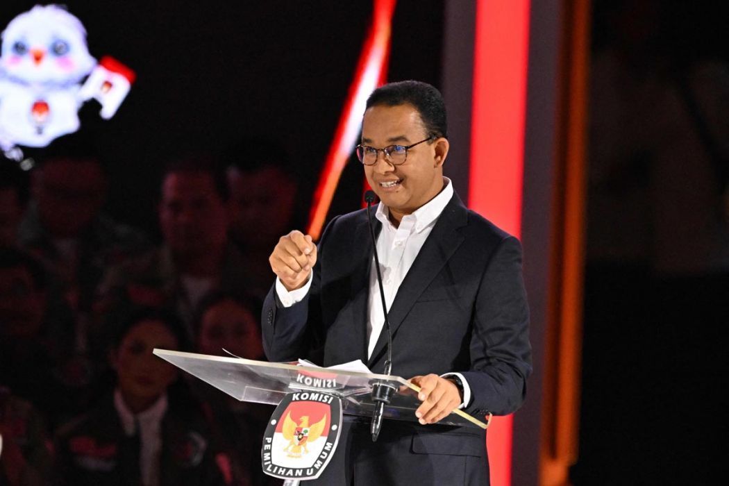 Anies Heran Jokowi "Cawe-Cawe" Debat Capres