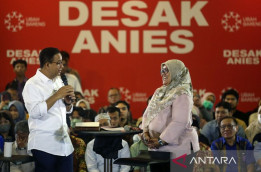 Anies Sebut Solusi Stunting Bukan Sekadar Makan Siang dan Susu Gratis