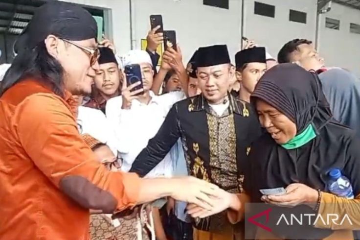 Proses Dugaan Politik Uang Gus Miftah Berlanjut