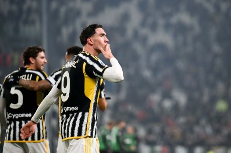 Dusan Vlahovic Borong 2 Gol, Juventus Pecundangi Sassuolo 3-0