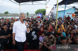 Ganjar Pranowo Minta Pendukungnya Tertib Lalu Lintas