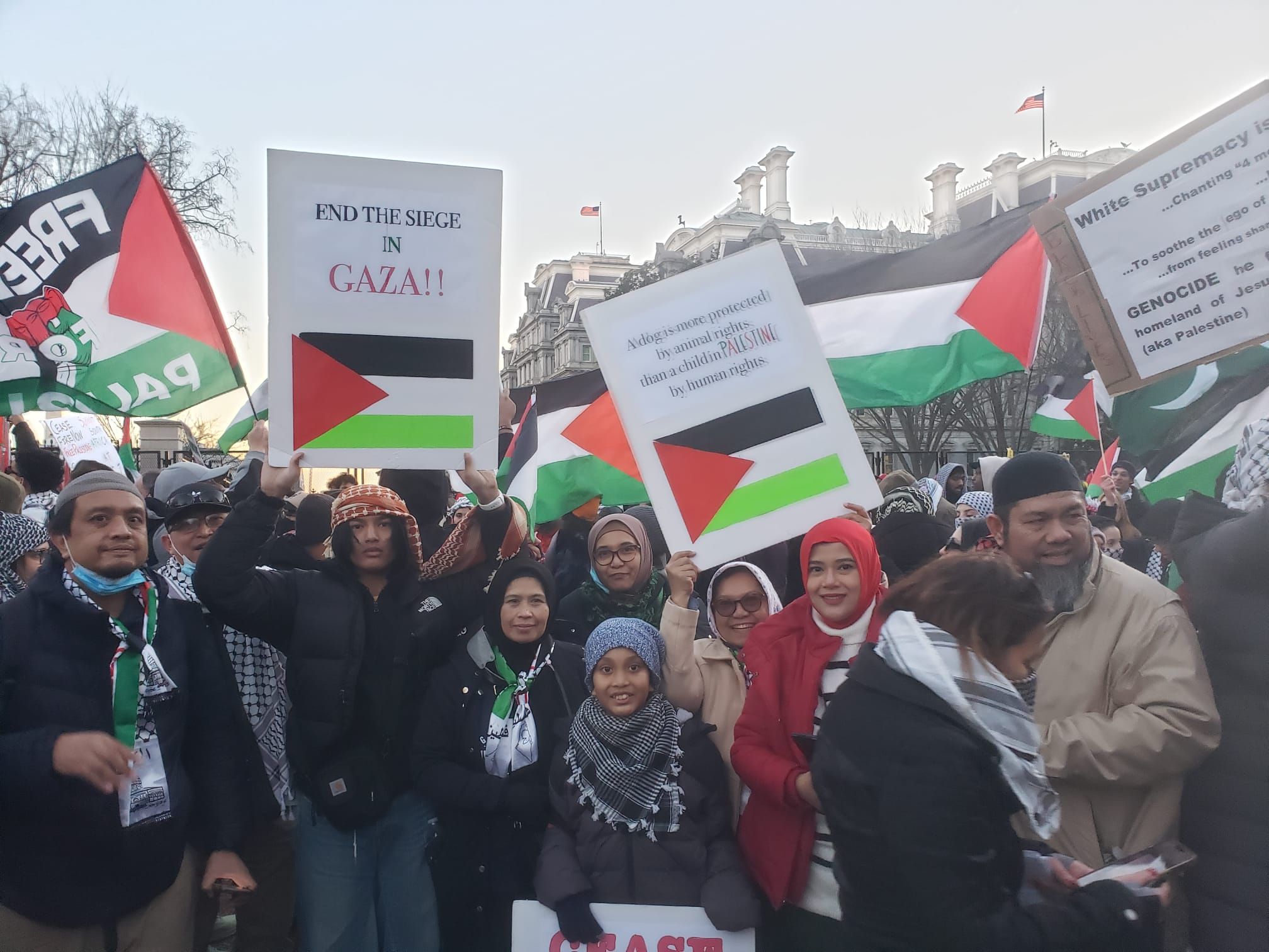 Intip WNI Ikut Aksi Damai Bela Palestina di AS