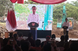 Jokowi Invites Muhammadiyah University To Welcome Demographic Bonus