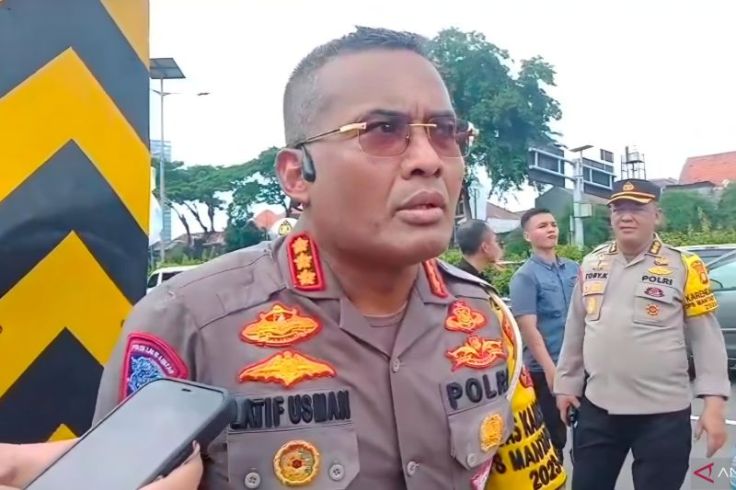 Gawat! Massa APDESI Blokade Tol Dalam Kota, Polisi Turun Tangan