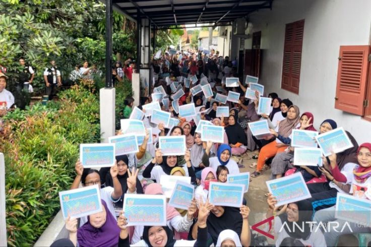 Relawan Ganjar-Mahfud Sosialisasi KTP Sakti