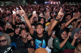 Dewa 19 Laris Manis, Konser Keliling Pesanan Relawan Prabowo-Gibran