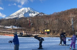 Ski Jadi Pilihan Wisatawan Isi Libur Tahun Baru Di Jepang