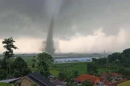 Angin Ribut di Rancaekek Bukan Puting Beliung, tapi Tornado Pertama di Indonesia