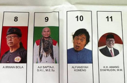 Bagi Komeng, Politik Itu Tidak Mahal