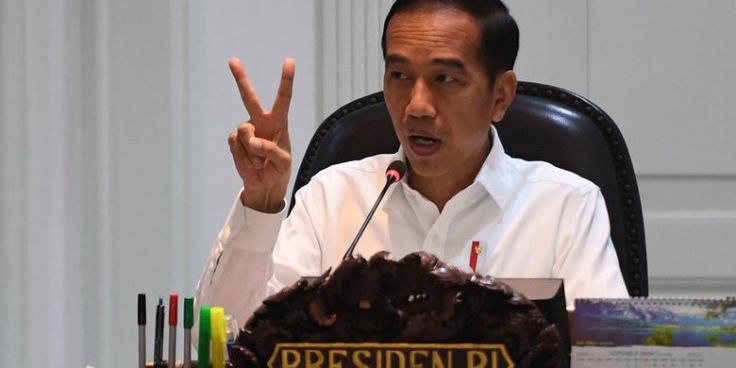 Dua Anak ”Terbebas” Sanksi, Presiden Jokowi Naikkan Tunjangan Bawaslu RI