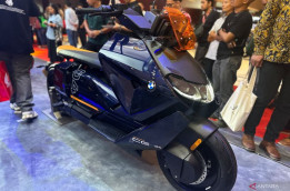 Motor Listrik BMW Ini Lebih Mahal dari Mobil HRV