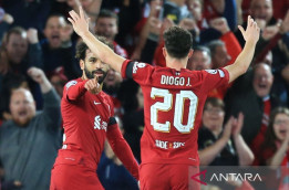 Liverpool Pimpin Klasemen di Tengah Badai Cedera Pemain