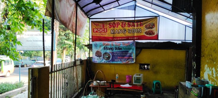 Menikmati Sop dan Sate Sapi ”Khas Bogor” Mang Udin