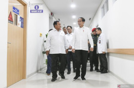 Presiden Jokowi "Hadiahi" Prabowo Pangkat Jenderal