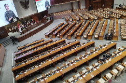 Puan Janjikan Revisi UU Desa usai Pemilu