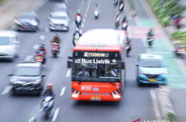 Ditolak Sopir Angkot, TransJakarta Pulogadung-Kantor Pemprov Jakut Setop