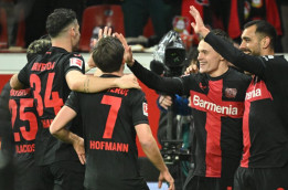 Bayer Leverkusen Hajar Wolfsburg 2-0, Makin Jauhi Poin Bayern Muenchen