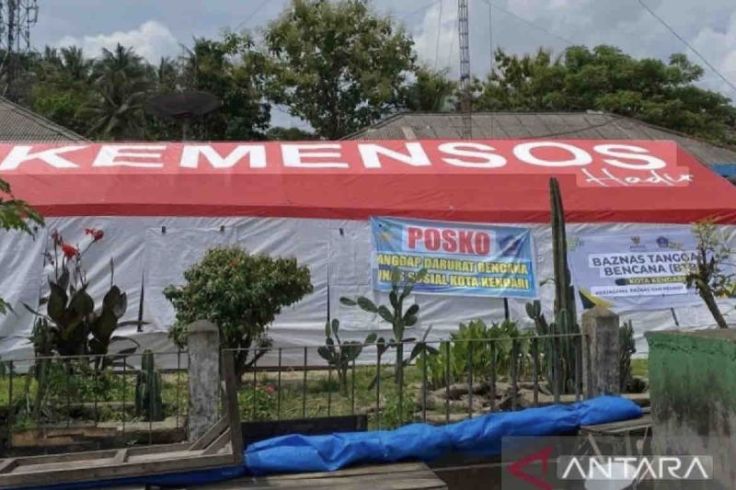 Korban Banjir Kendari Dapat Bantuan Makan Sahur dan Buka Puasa Gratis