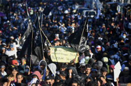 Demo ”Tolak Pemilu Curang” Warnai Pengumuman KPU, Polisi Terjunkan Ribuan Personel