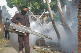 Di Mataram Cegah DBD Tanpa Minyak Telon dan Lengan Panjang ala DKI