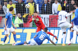 Pellegrini dan Barella Pahlawan Italia Menangkan 2-0 dari Ekuador